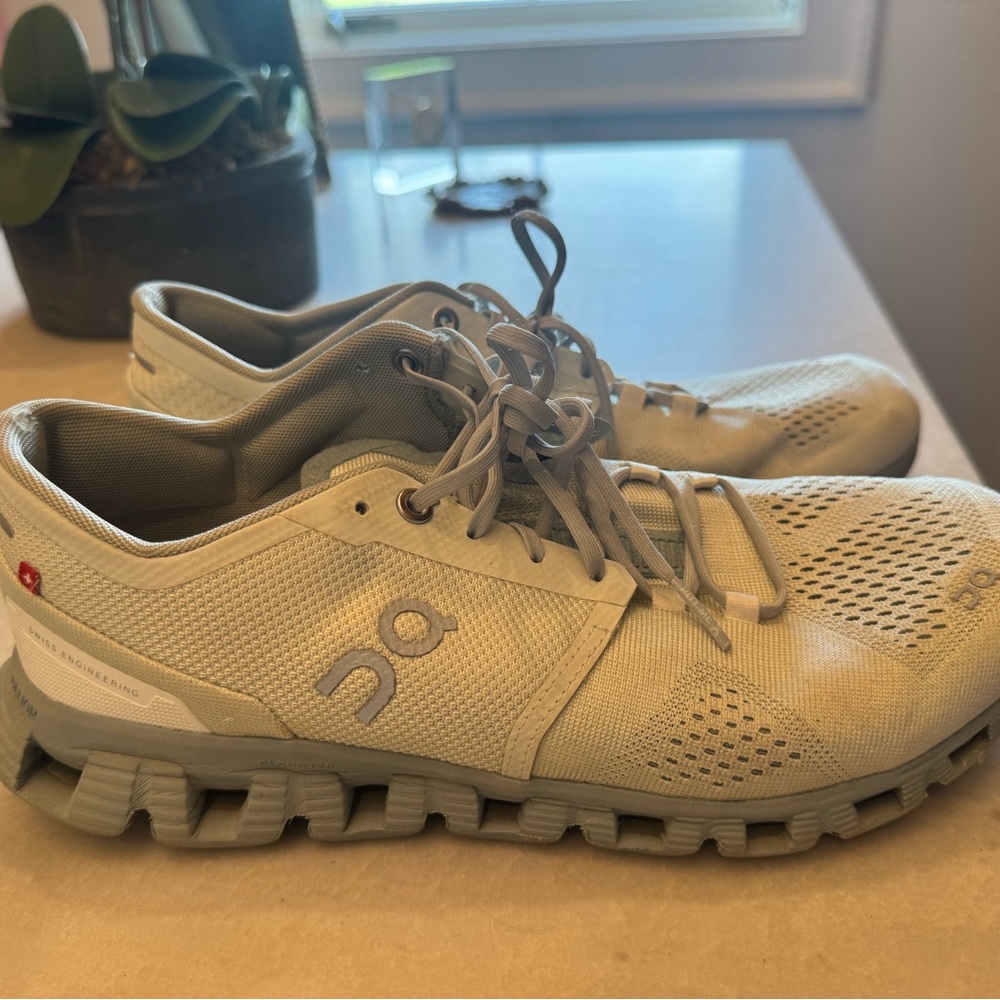 On Running Light Gray Athletic Shoes